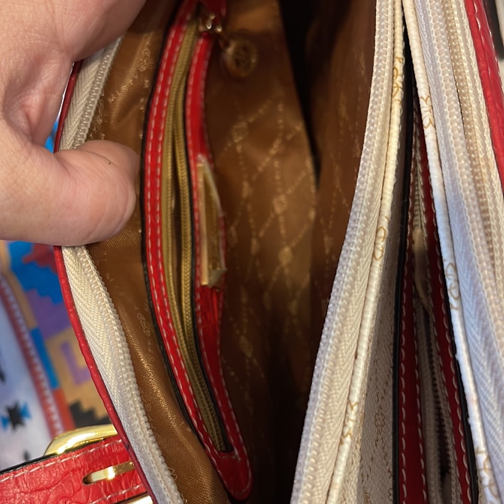 Misty Collection Red Handled Handbag - Picture 9 of 10